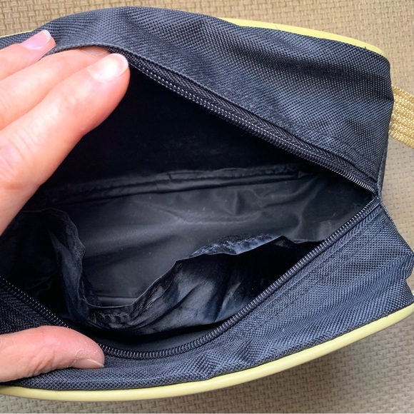 London Fog Toiletrie/Shave Kit bag - Picture 5 of 9